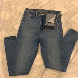 American Eagle Super Hi-Rise Jegging